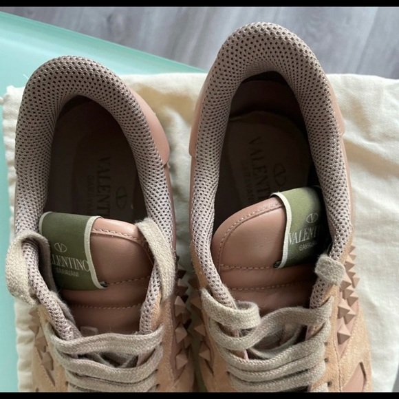 VALENTINO ROCKSTUD PINK RUNNER SNEAKERS SIZE 40 - Picture 4 of 5